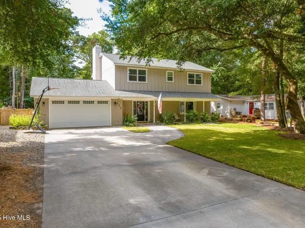 135 Mimosa Boulevard, Pine Knoll Shores, NC 28512