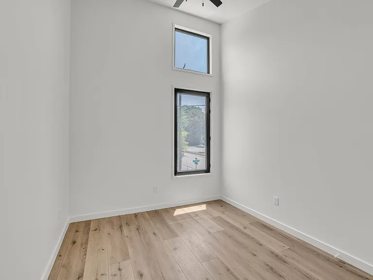 2227 Bailey Ave — Photo 20