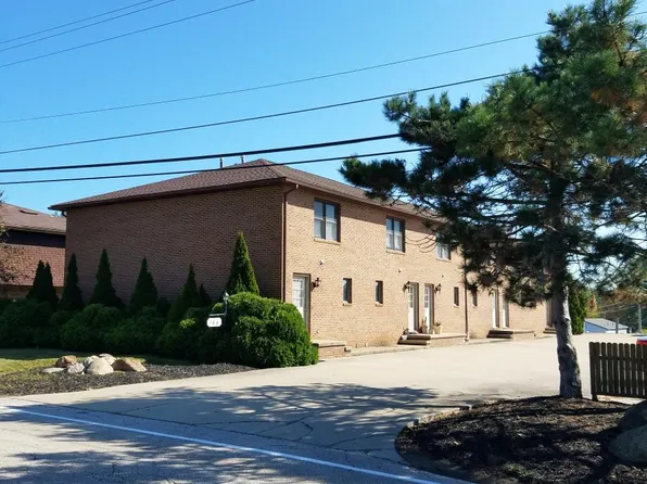 168 Bryn Mawr St, Ravenna, OH 44266