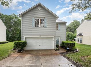 5114 Weeping Cherry Dr, Browns Summit, NC 27214