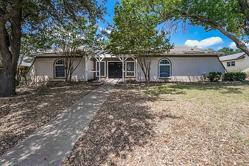 1505 Wade Dr Photo 1