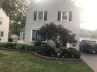 102 Wyndale Rd, Rochester, NY 14617