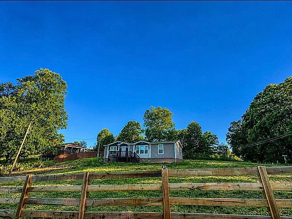5th image of 6989 W Laurel Rd