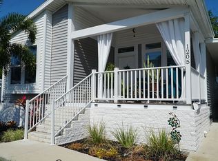1205 Teahouse Dr, Clearwater, FL 33764