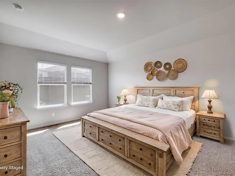 109 Bethpage Dr — Photo 16