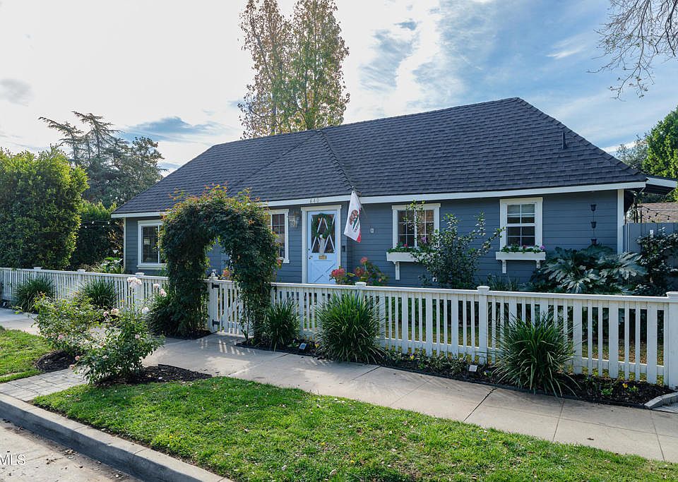 1st image of 640 E Rio Grande St