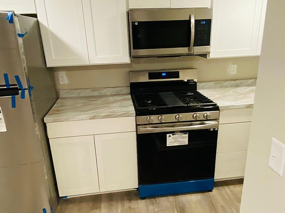 3rd image of 319-321 14th Ave #1