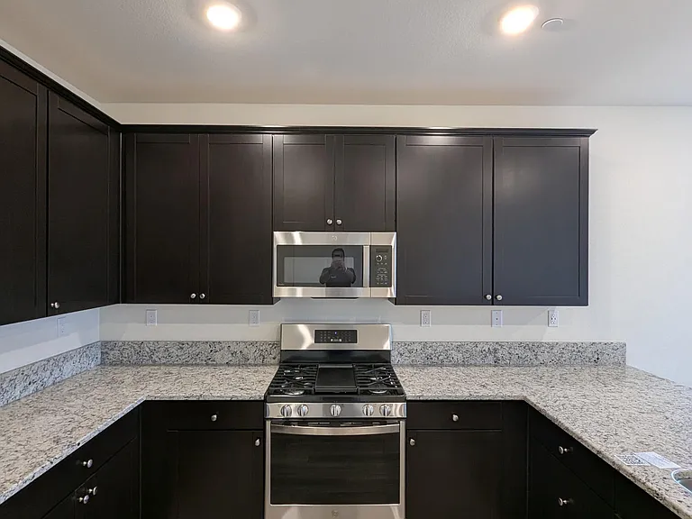 1759 Eagle Landing Dr — Photo 10