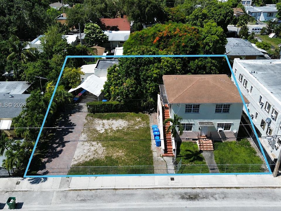 1st image of 255 NW 32nd St
