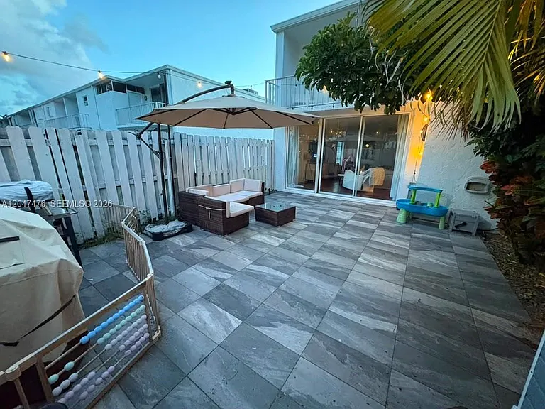 926 NE 27th Ave #926 — Photo 7