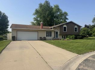 325 Ardmore Ave, Ripon, WI 54971