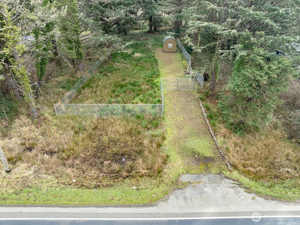 1st image of 10618 Pacific Way