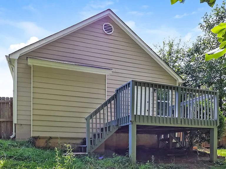 1310 Waterton Trl — Photo 16