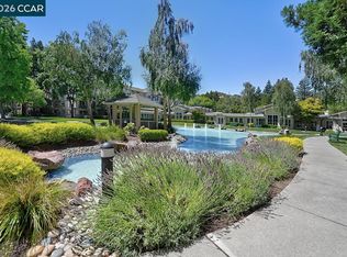 1840 Tice Creek Dr APT 2205, Walnut Creek, CA 94595