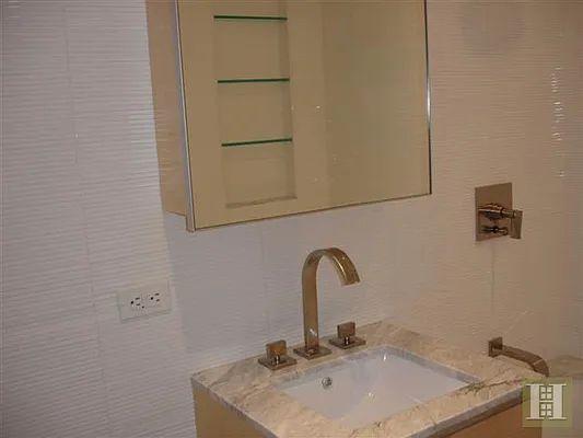 Rented by Halstead Real Estate | media 16