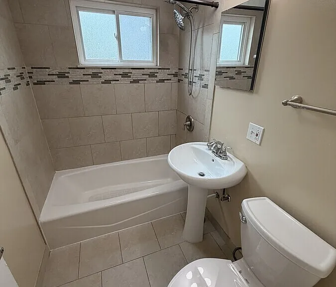 5152 Fairview Ave #6 — Photo 9