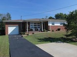 117 Southwest St, Hurricane, WV 25526