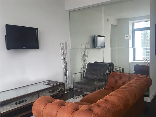 Rented by NOVO | media 61