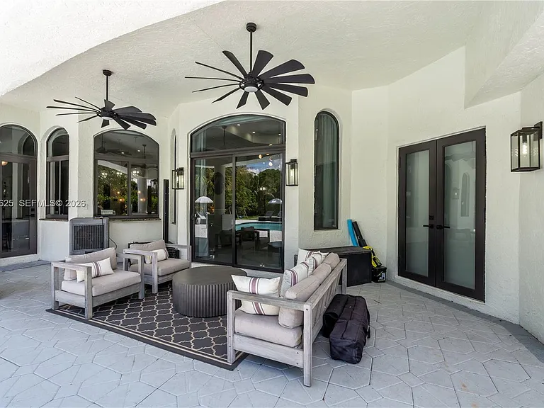 11302 NW 9th St — Photo 50