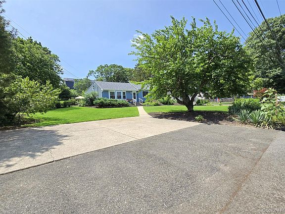 2nd image of 46 Peconic Street