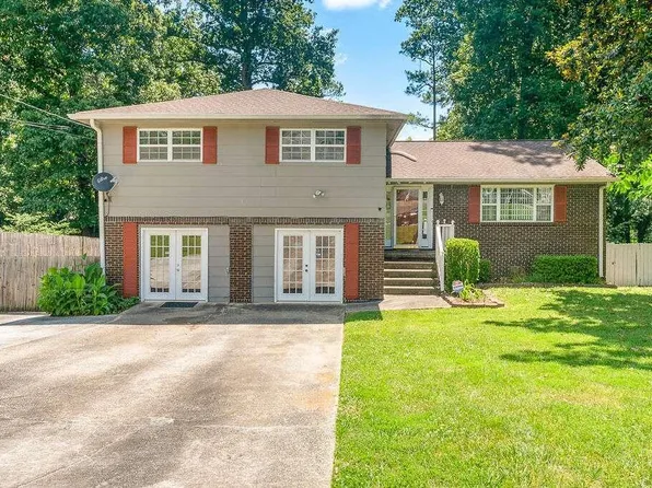 3916 Rockcrest Ct, Conley, GA 30288