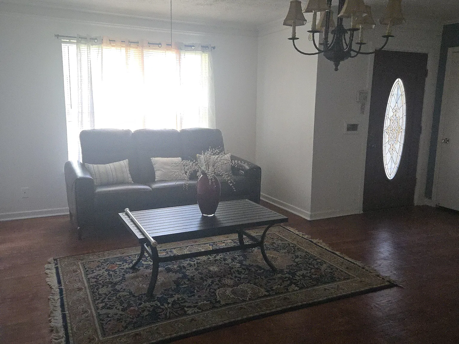 3 bed, 1511 sqft, $1,850 — Photo 2