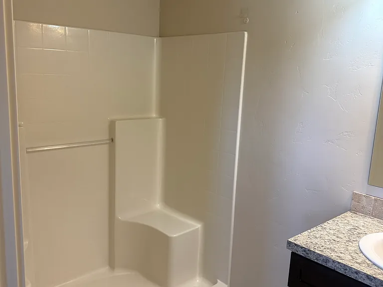 4559 N Dustod Ave — Photo 13