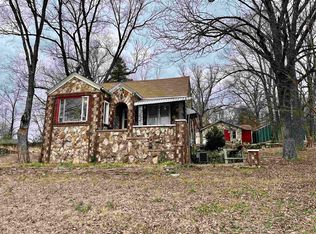 609 Dawson St, Hardy, AR 72542