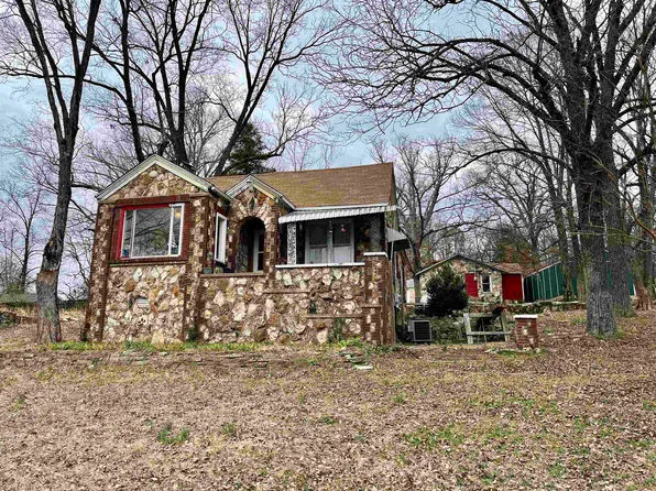 609 Dawson St, Hardy, AR 72542