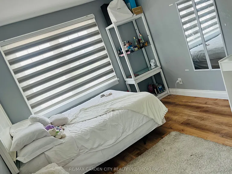 431 Niagara Blvd — Photo 26