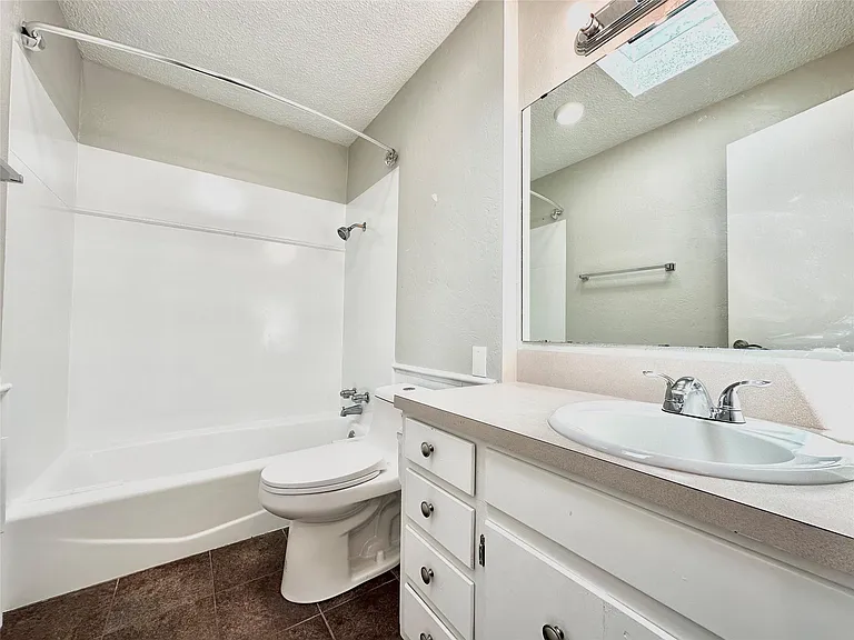 1200 Banister Ln #4 — Photo 14