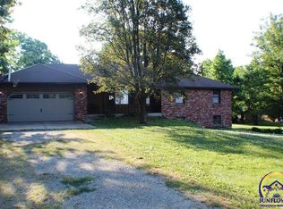 5540 SW Wanamaker Rd, Topeka, KS 66610