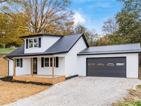 7115 E Pike, Zanesville, OH 43701