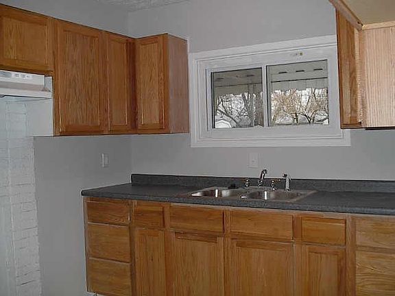4th image of 4470 N Priscilla Ave