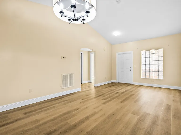 4167 Castilla Cir #202 — Photo 2