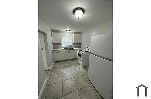 320B Nixon St Photo 1