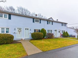 13 Lewis Farm Rd, Dedham, MA 02026