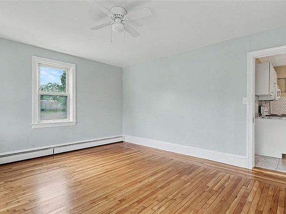 5th image of 70 Devonshire St #1