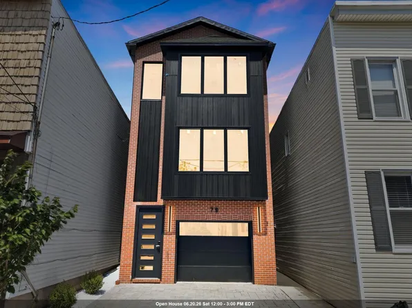 79 East 23rd Street image 1 of 44