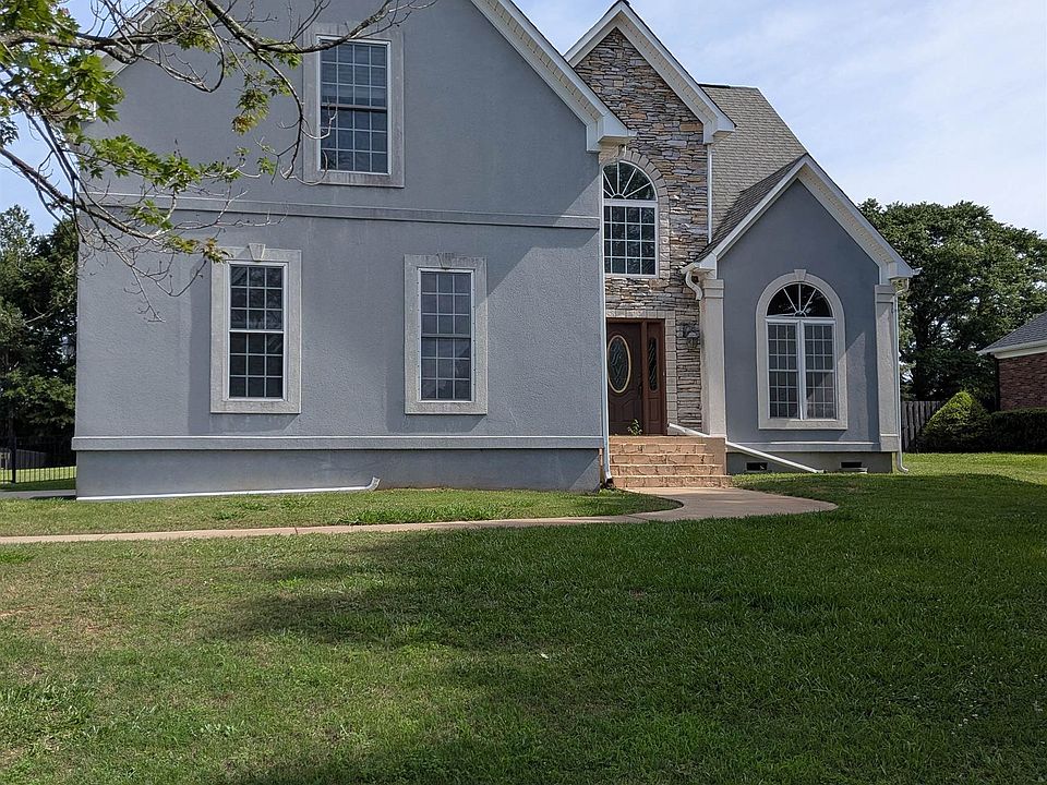 1st image of 272 Heather Glen Dr