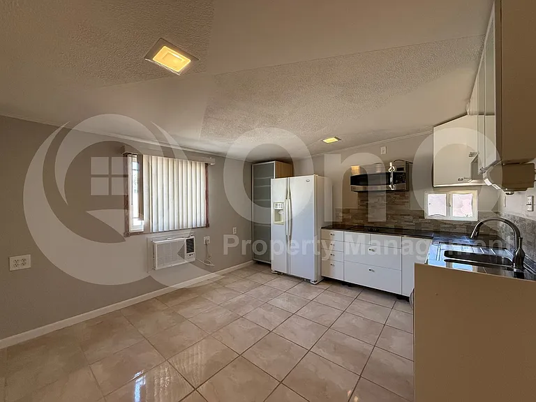 3838 E Seneca St — Photo 25