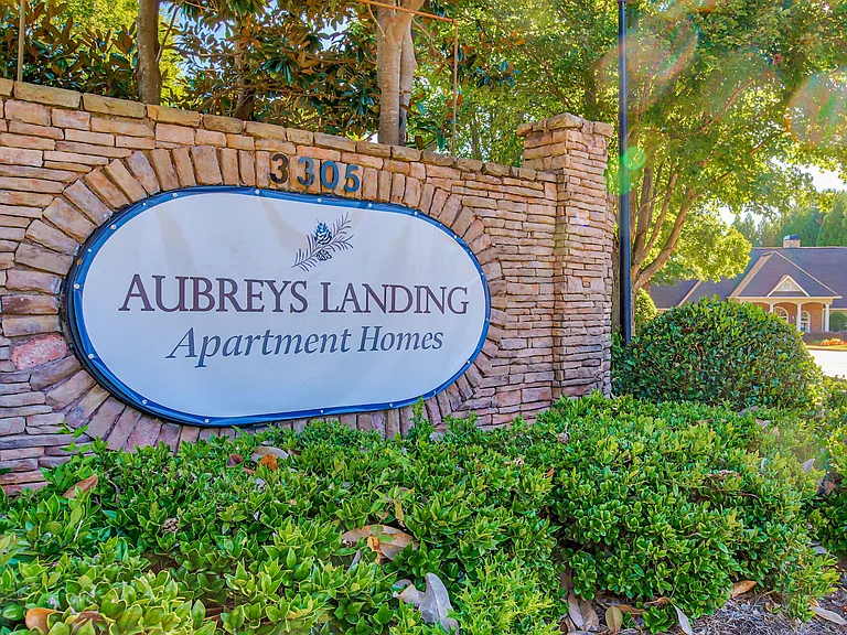 Aubreys Landing — Photo 45