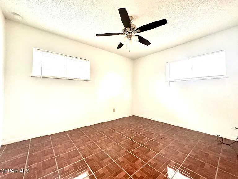 209 San Saba Rd — Photo 16