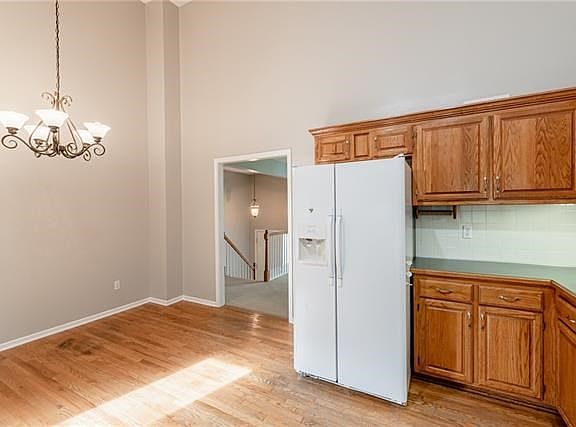 3rd image of 4613 NE Kingston Dr