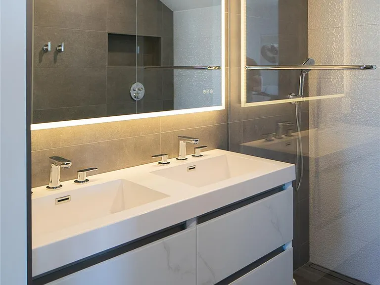 610 Park Ave — Photo 11