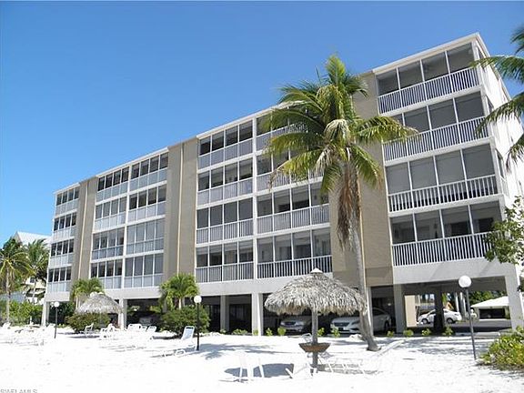 3rd image of 8300 Estero Blvd APT 406