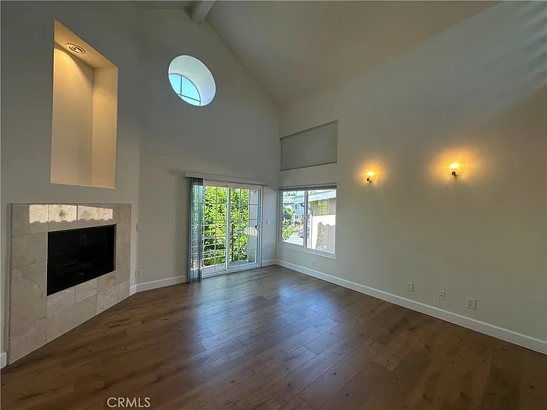 13508 Moorpark St #2 — Photo 42