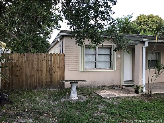3rd image of 2158 NE 168th St #2156