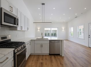 3250 Lorain, Cleveland, OH 44113