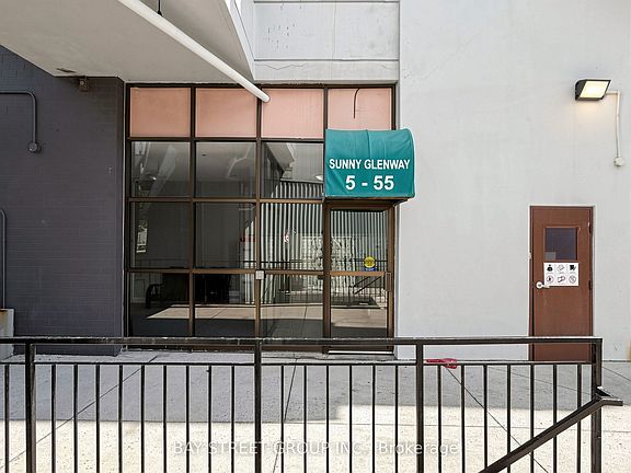 4th image of 55 Sunny Glenway #302